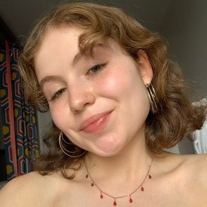 Meet your Posher, Zoe